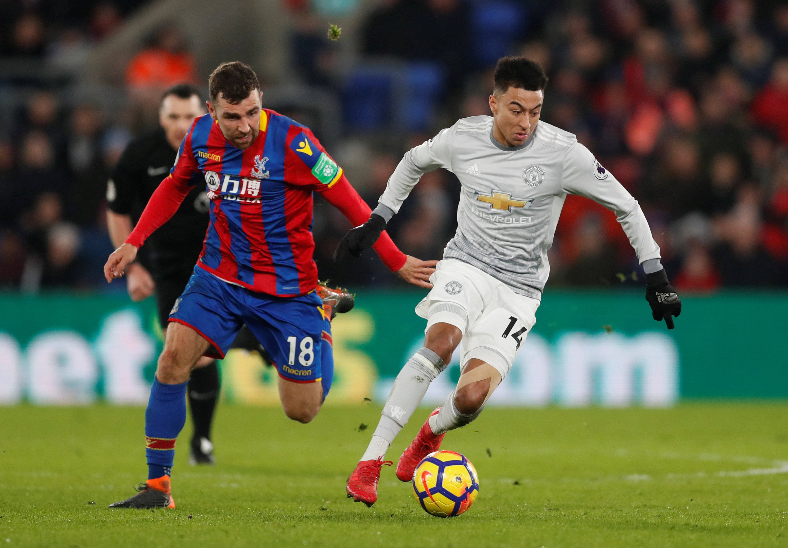 LeJing Sports-包含赛后德甲焦点战，费耶诺德造点机会，压力陡增，身体对抗强度拉满的词条